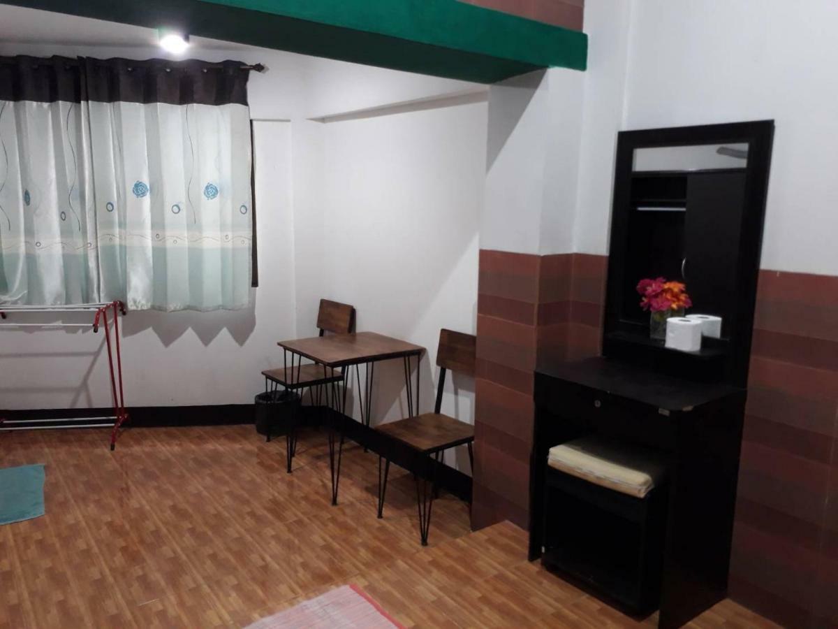 Changphuakgate Guesthouse Chiang Mai Eksteriør bilde